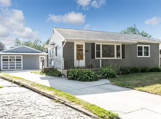 1263 Washington Dr, Marion, IA 52302