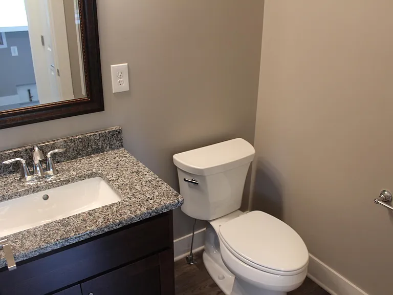 2039 Hamilton Rd — Photo 20