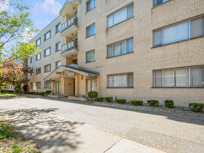 5251 W Galitz St #309, Skokie, IL, 60077