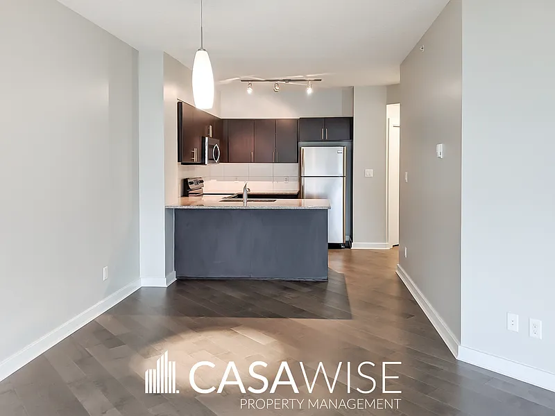 2 bed, 2.0 bath, 927 sqft, $1,900 — Photo 3