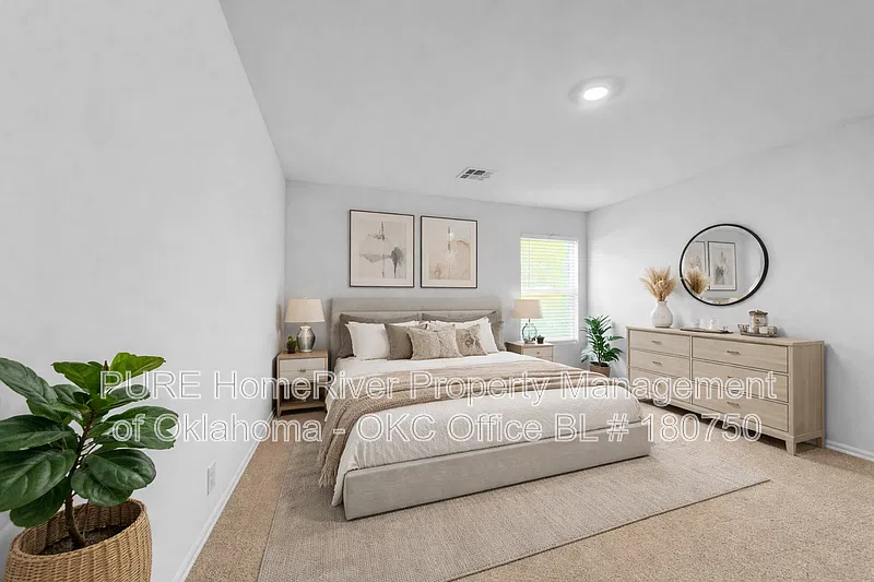 3 bed, 2.0 bath, 1248 sqft, $1,525 — Photo 3