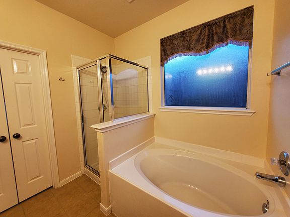 3rd image of 13927 Cypress Star Ln