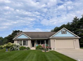 102 White Deer Trl, Prudenville, MI 48651