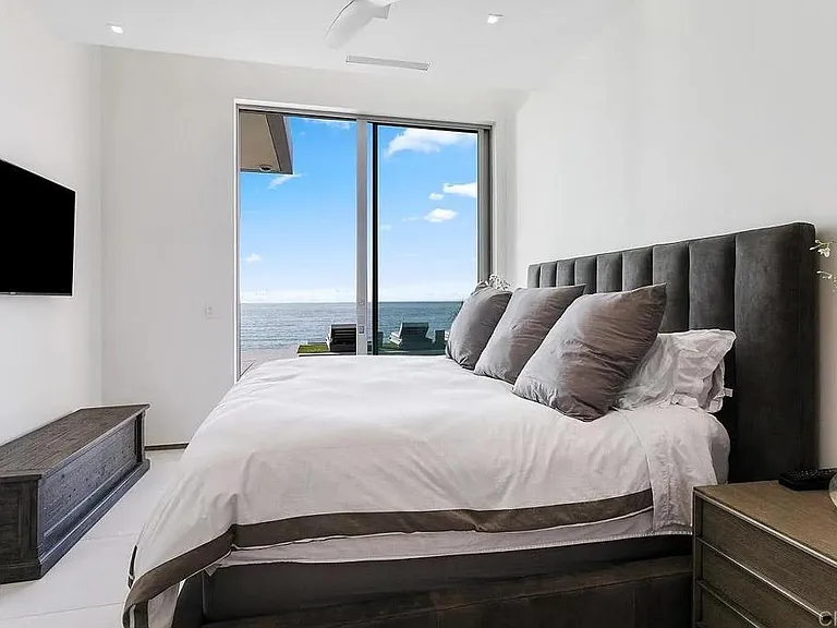 6436 Camino De La Costa — Photo 15