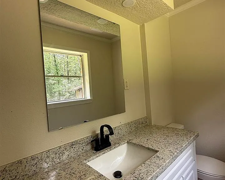 917 W Wildwood Dr — Photo 8