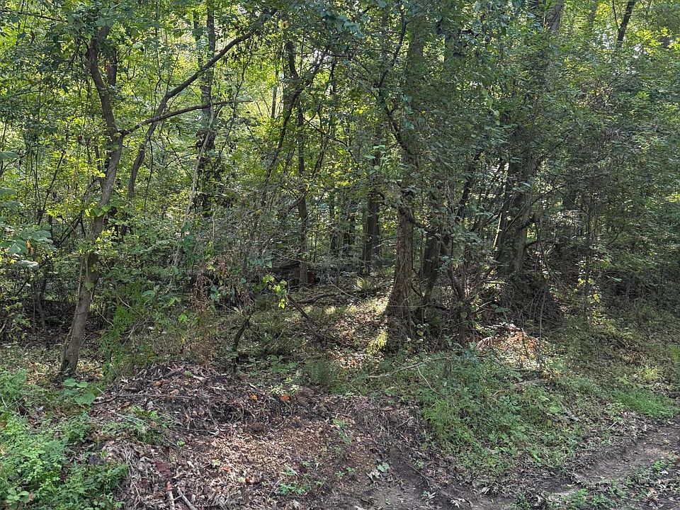 2nd image of 15 Aberdeen Rd