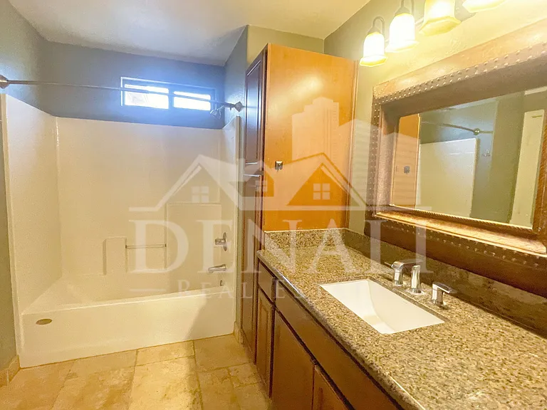 1154 S Boulder St #E — Photo 13