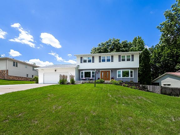 2nd image of 4314 Spring St