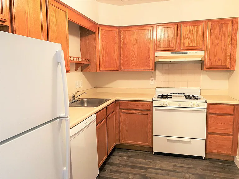 Sharpsburg - Apartments For Rent In Pittsburgh — Photo 3