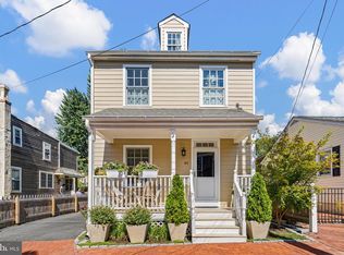46 W 3rd St, New Castle, DE 19720