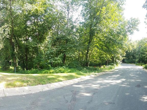 2nd image of 11013 Glen Wilding Ln