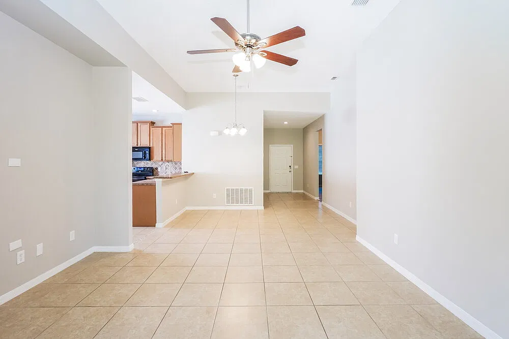 4 bed, 2.0 bath, 1691 sqft, $3,050 — Photo 4