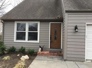 244 Deerfield Ln, Lawrence, KS 66049