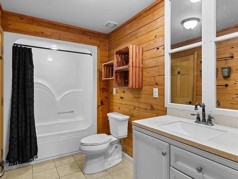 598 Hiwassee View Dr — Photo 17