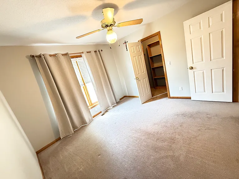 8257 N Woodland Ave — Photo 20