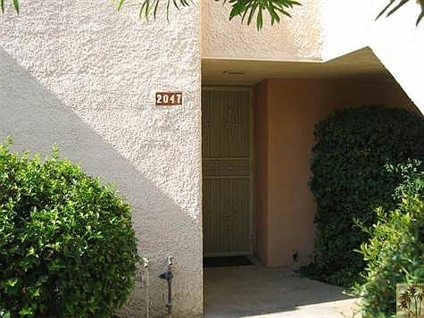 3rd image of 2047 E Colombard Dr