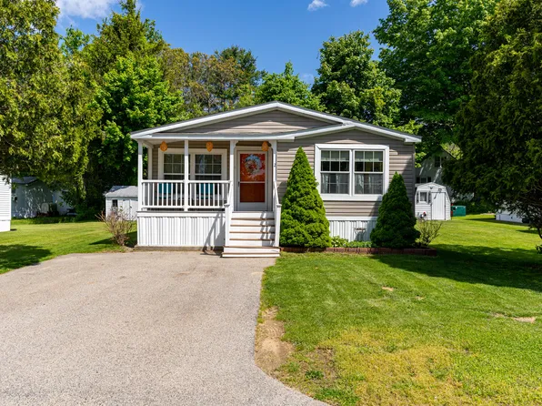 2 Pine Hill Mobile Home Park, Berwick, ME 03901