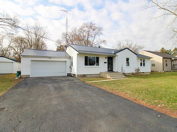 2nd image of 387 Kensington Pl