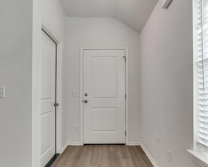 11505 Mackenzie Way — Photo 7