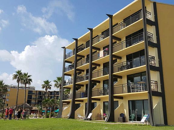 5th image of 2301 S Atlantic Ave #220