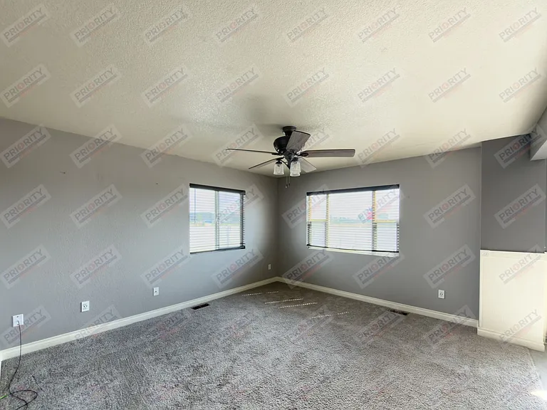 3301 Quacker Ave — Photo 9