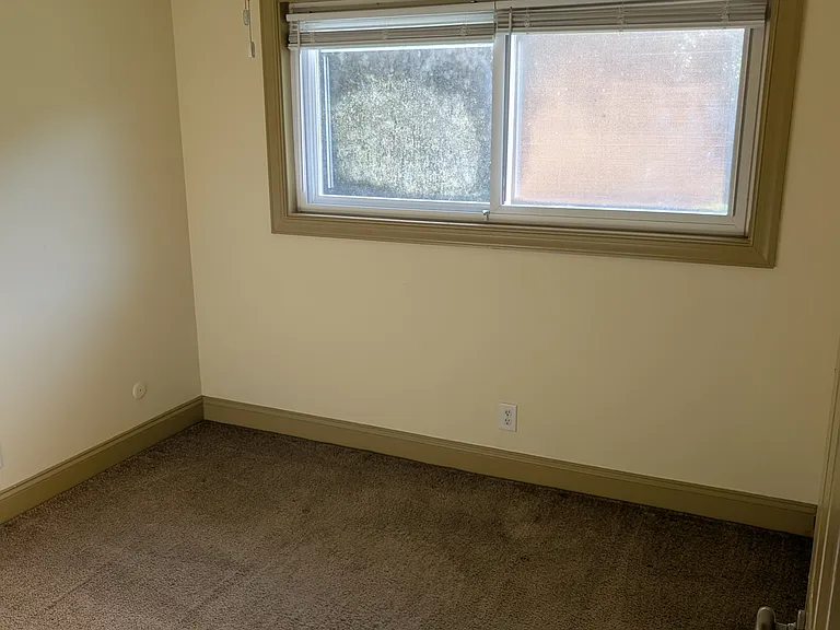 634 Constant Dr — Photo 9