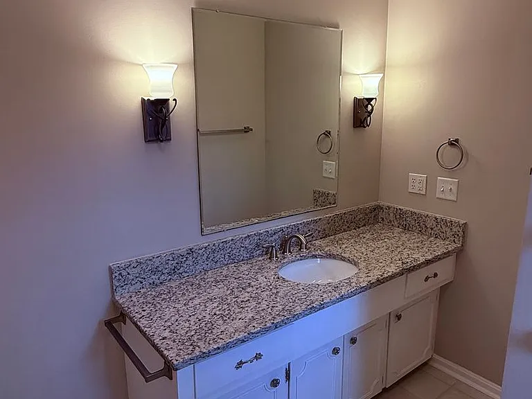 1800 Amarillo St NW — Photo 15