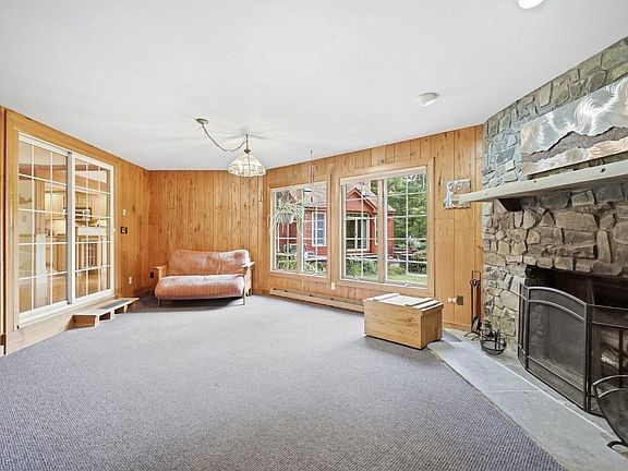 4th image of 36 Honey Pot Rd