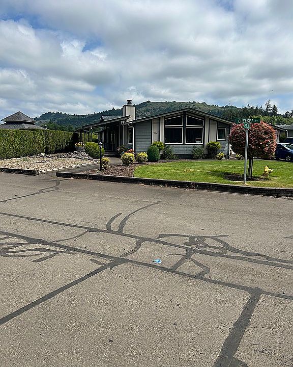 1st image of 34637 Devonshire Dr