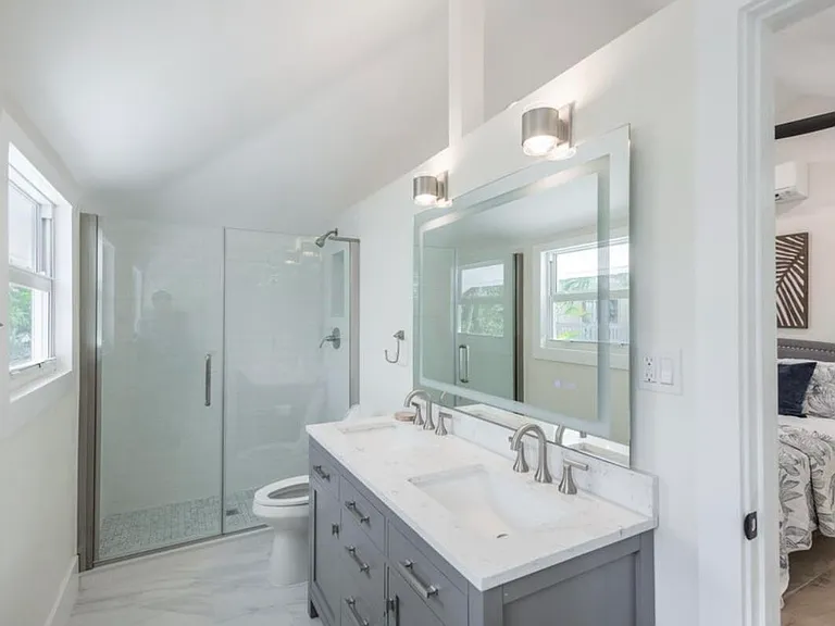 1215 Grinnell St #D — Photo 10