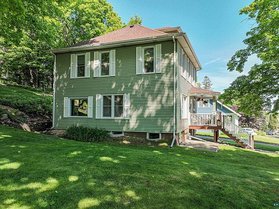 2nd image of 315 Isanti St