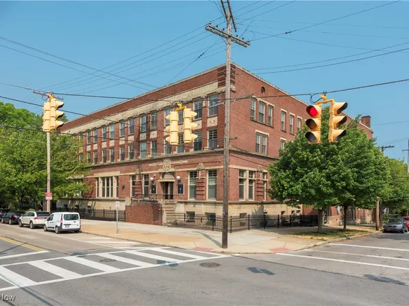 3200 Franklin Blvd APT 203, Cleveland, OH 44113