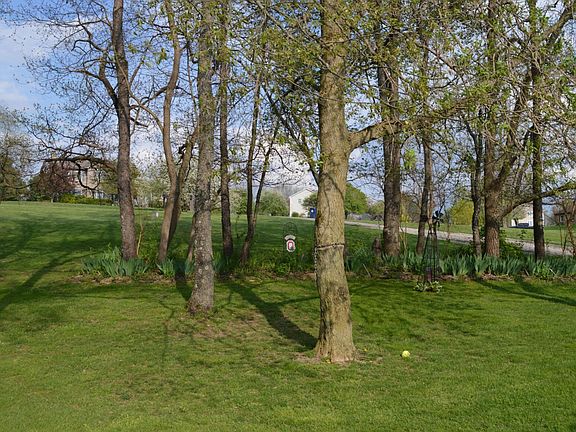4th image of 60 Winding Wood Rd