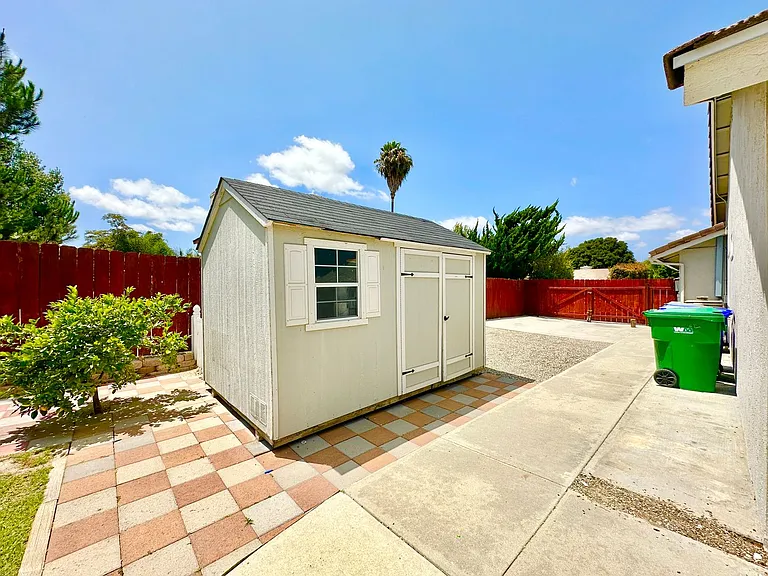 1415 Henshaw Rd — Photo 29