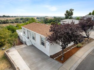 50 Ridgecliff Dr, Richland, WA 99352