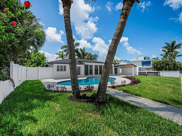 1014 Boca Ciega Isle Dr — Photo 59