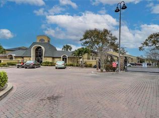 10167 Sailwinds Blvd N, Largo, FL 33773