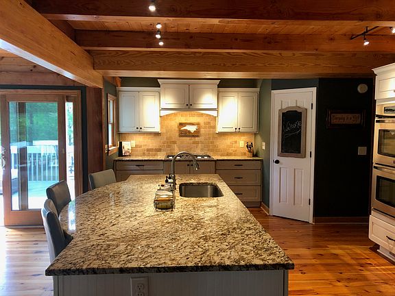 Granite island, 3 stools