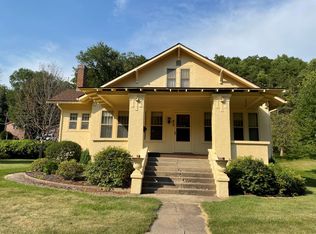 519 Spring St, Galena, IL 61036