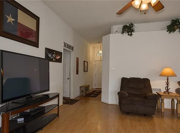 5th image of 2200 Greensborough Ln