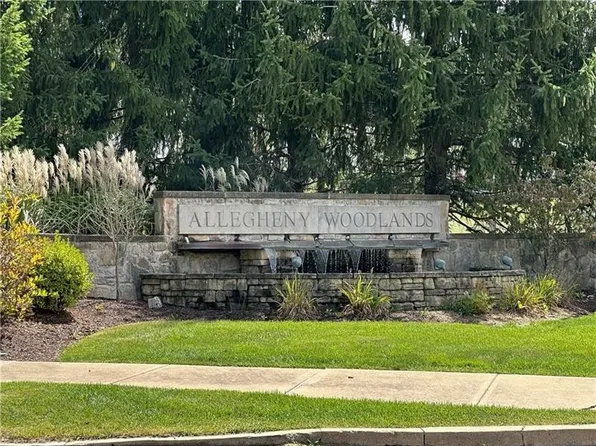 519 Dogwood Ct, Apollo, PA 15613