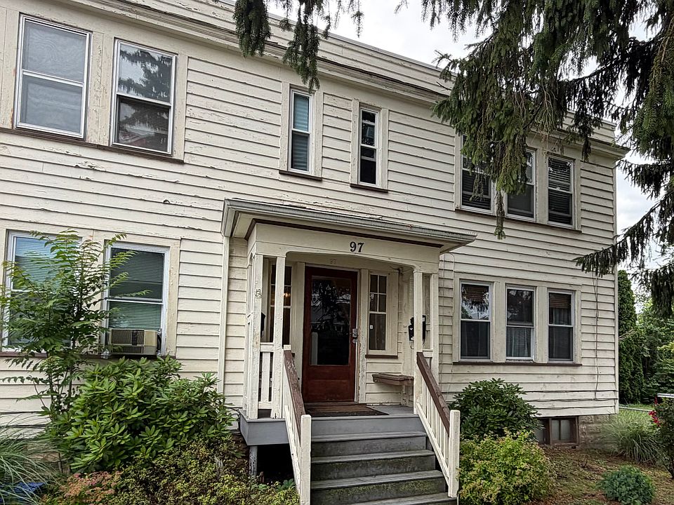 1st image of 97 Slocum St APT 3