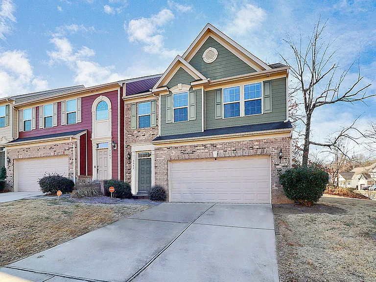 3347 Major Samuals Way — Photo 1