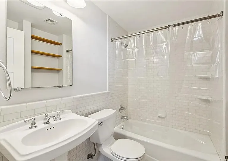 6204 S Rocheblave St #B — Photo 10