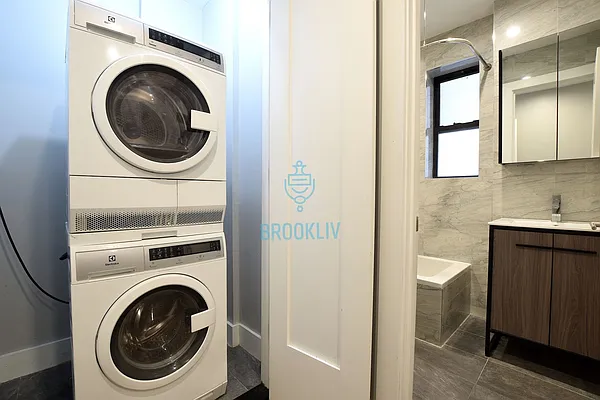 Rented by null | media 7