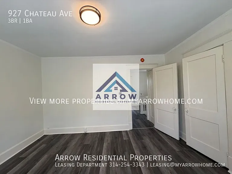 927 Chateau Ave — Photo 16