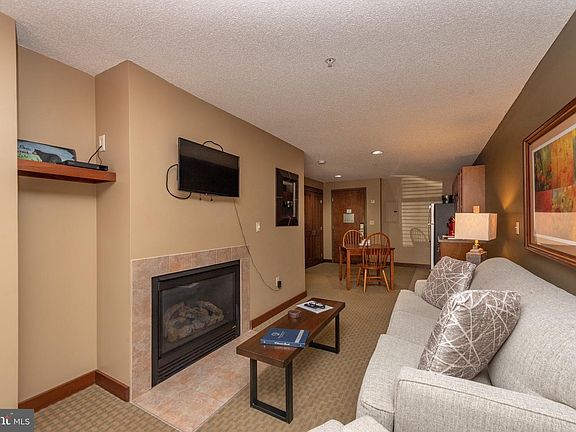 5th image of 565 Glendale Rd #116