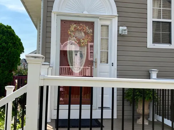 244 Auckland Dr, Newark, DE 19702