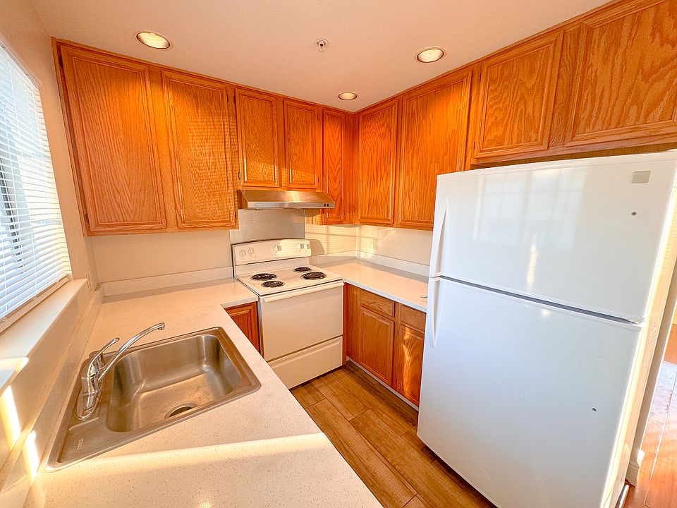 1st image of 2030A Miramonte Ave #7