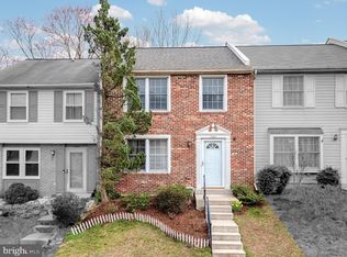 3957 Sunny Brook Ct, Woodbridge, VA 22192